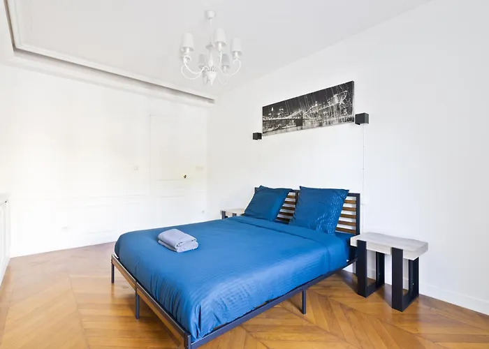 Arc De Triomphe Luxurious 3 Bedroom With Netflix * Parijs