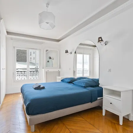Arc De Triomphe Luxurious 3 Bedroom With Netflix דירה *