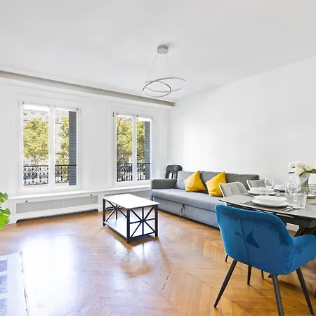 Arc De Triomphe Luxurious 3 Bedroom With Netflix Lejlighed