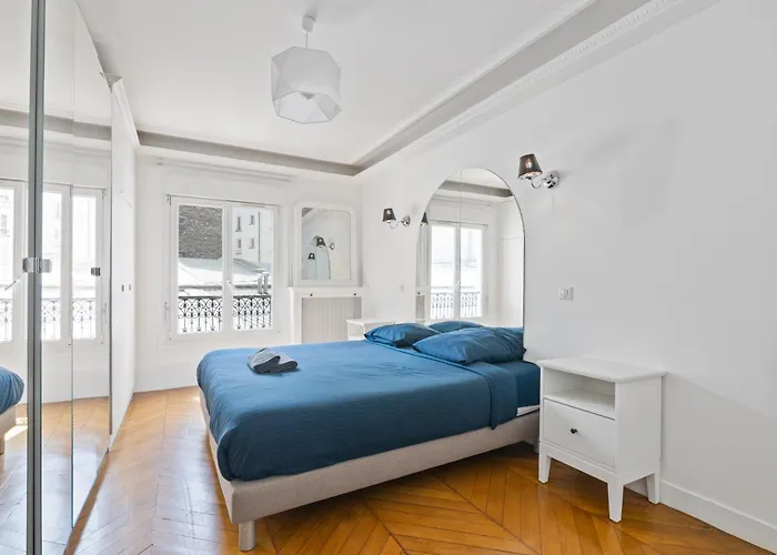 Arc De Triomphe Luxurious 3 Bedroom With Netflix דירה *